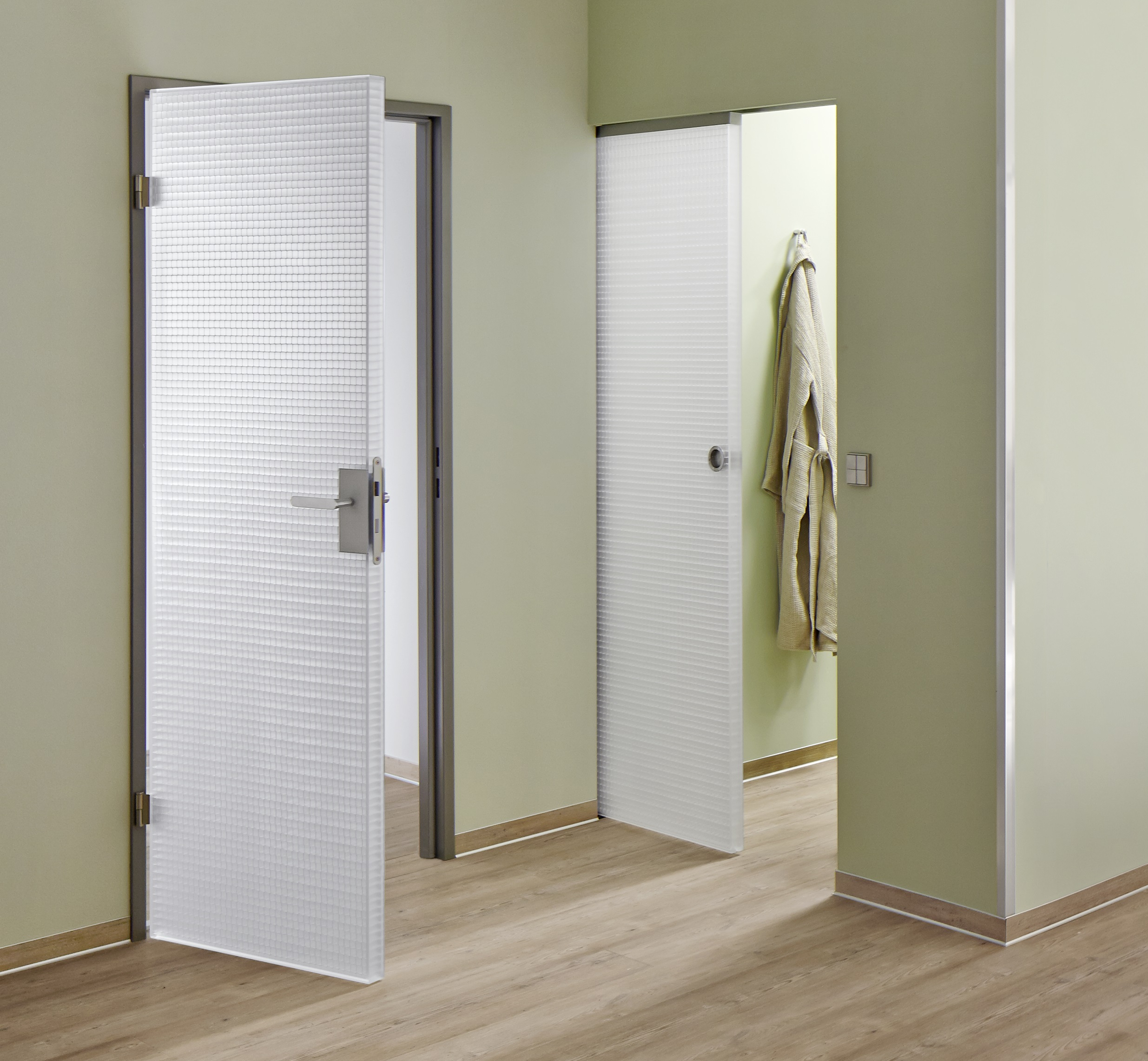 Tür Kandela S40 farblos satiniert – Studioraum Münster